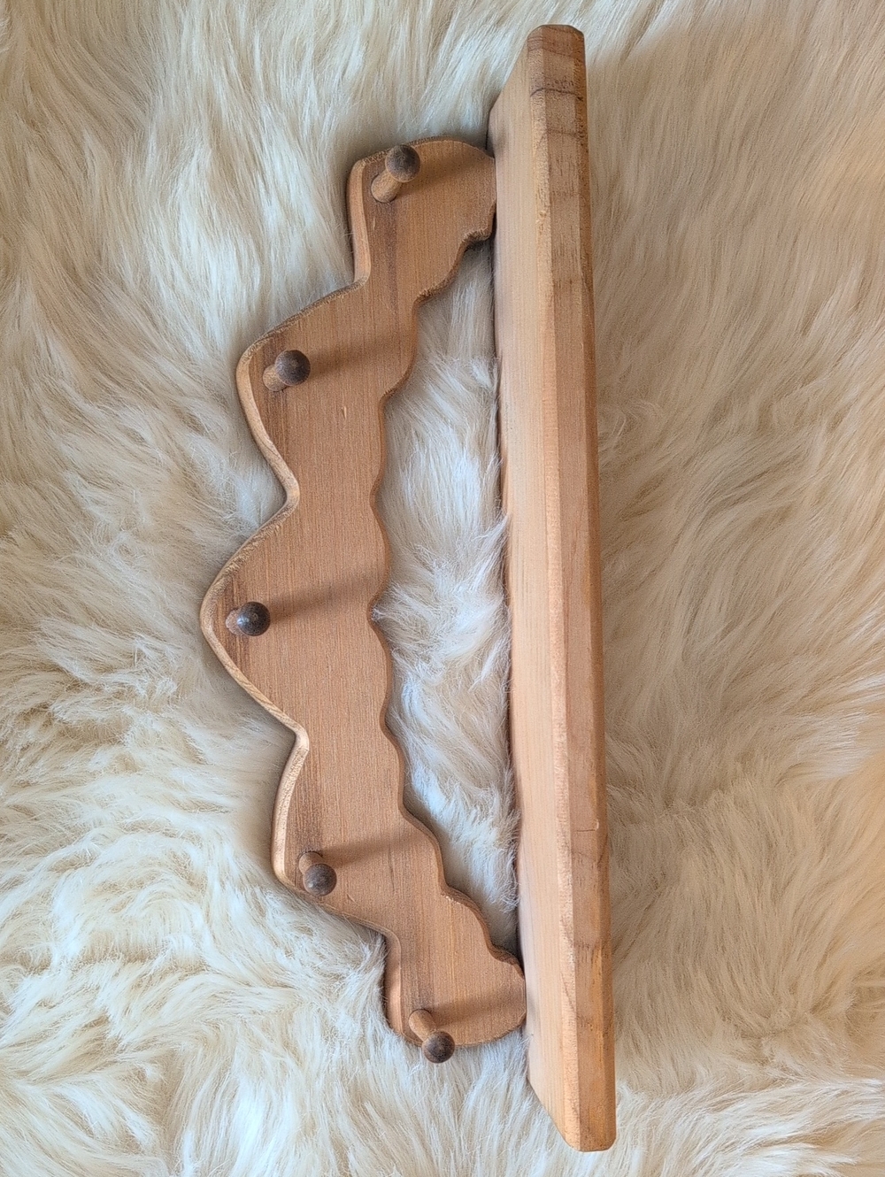 Wooden Wall Hook Rack in Natural Brown - Home Wall Decor